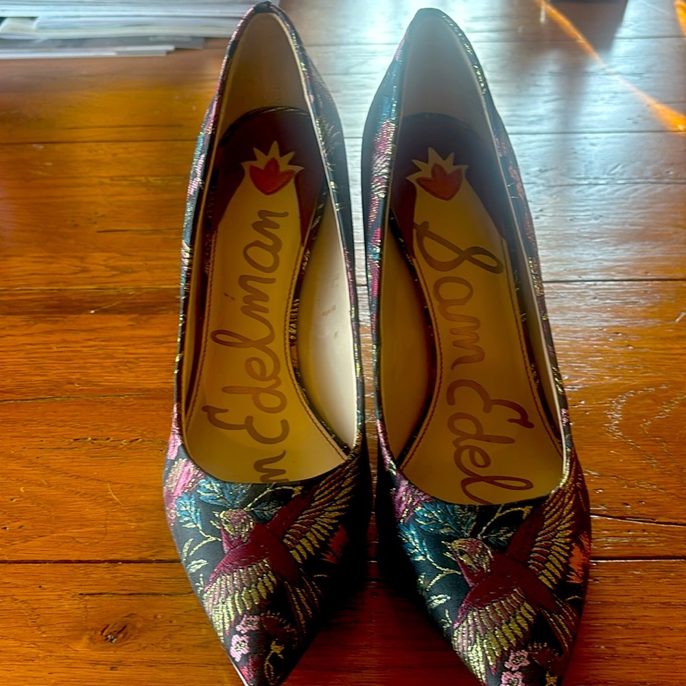 Beautiful Sam Edelman high heels. Worn once for my son's wedding.